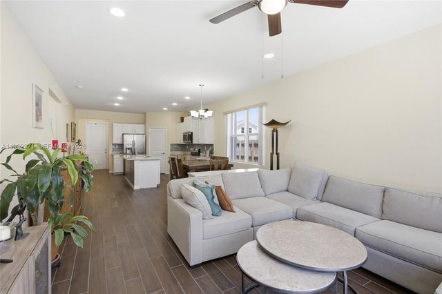 27603 SW 133rd Ave, Homestead, FL 33032