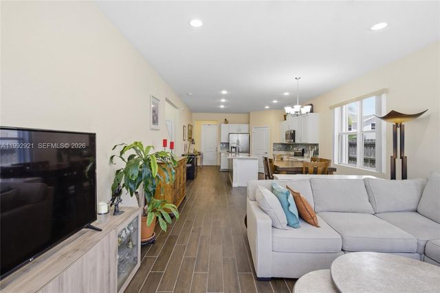 27603 SW 133rd Ave, Homestead, FL 33032