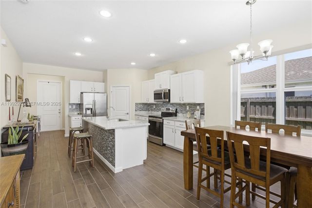 27603 SW 133rd Ave, Homestead, FL 33032