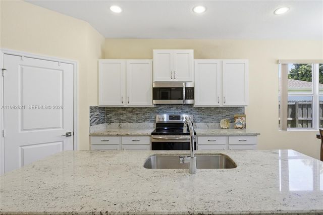 27603 SW 133rd Ave, Homestead, FL 33032