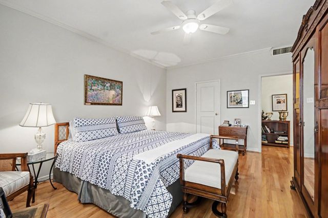 2929 Buffalo Speedway A301, Houston, TX 77098