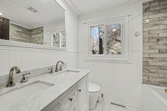 5884 Rays Drive, Cambridge Twp, MI 49265