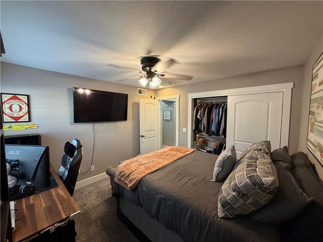 4500 Jefferson Street 102, Kansas City, MO 64111