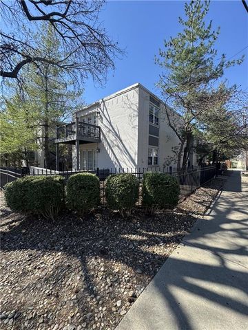 4500 Jefferson Street 102, Kansas City, MO 64111