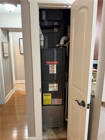 4500 Jefferson Street 102, Kansas City, MO 64111