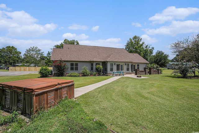 5858 Bluewater Rd., Conway, SC 29527