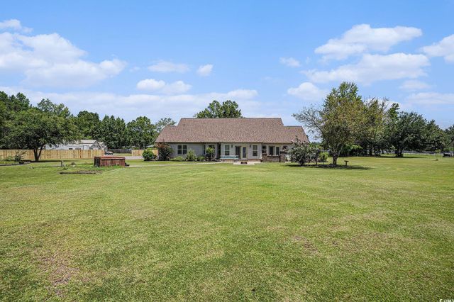 5858 Bluewater Rd., Conway, SC 29527