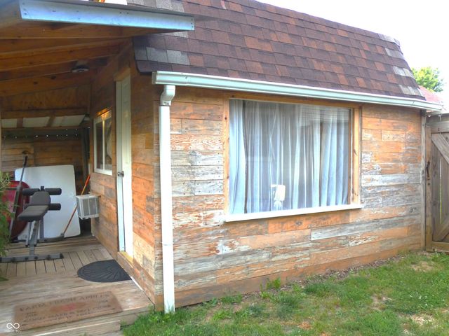 1058 Creekwood Lane, Franklin, IN 46131