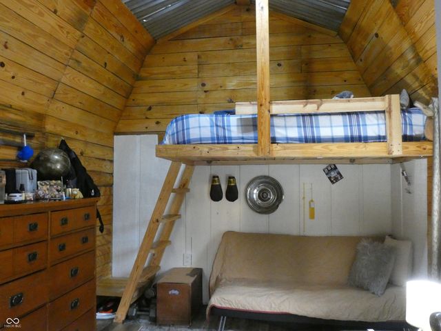 1058 Creekwood Lane, Franklin, IN 46131