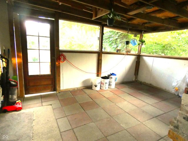 1058 Creekwood Lane, Franklin, IN 46131