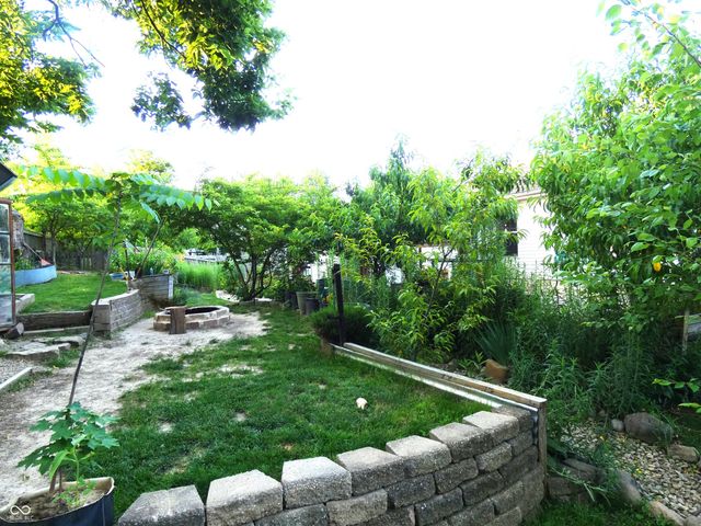 1058 Creekwood Lane, Franklin, IN 46131