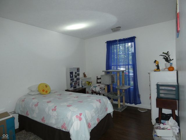 1058 Creekwood Lane, Franklin, IN 46131