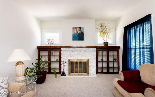 636 Cecil Ave, Louisville, KY 40211