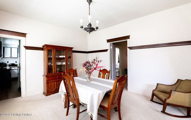 636 Cecil Ave, Louisville, KY 40211