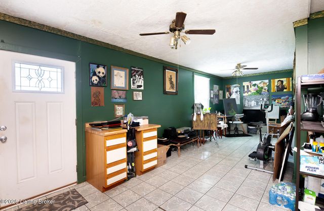 636 Cecil Ave, Louisville, KY 40211
