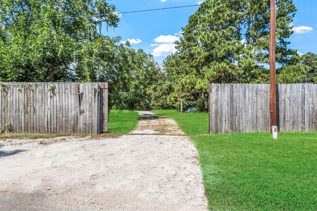 14000 Mcalister Road, Conroe, TX 77302