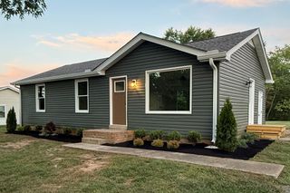 420 Wilkinson Ln, White House, TN 37188