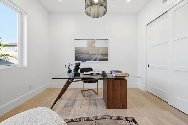 2360 Orange Avenue, Costa Mesa, CA 92627