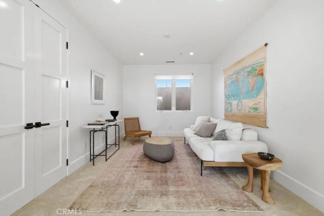 2360 Orange Avenue, Costa Mesa, CA 92627