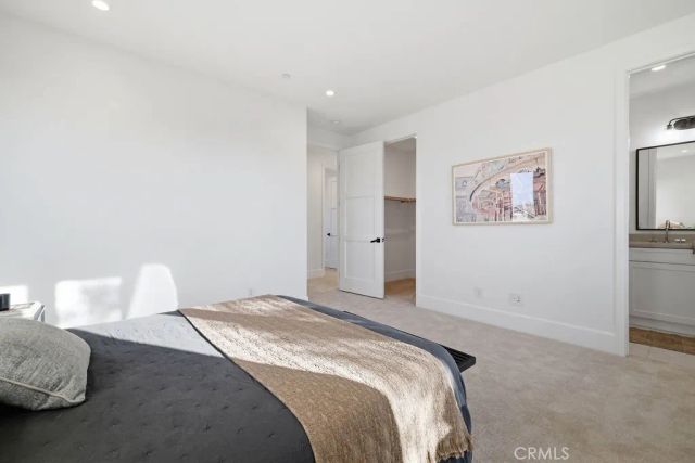 2360 Orange Avenue, Costa Mesa, CA 92627