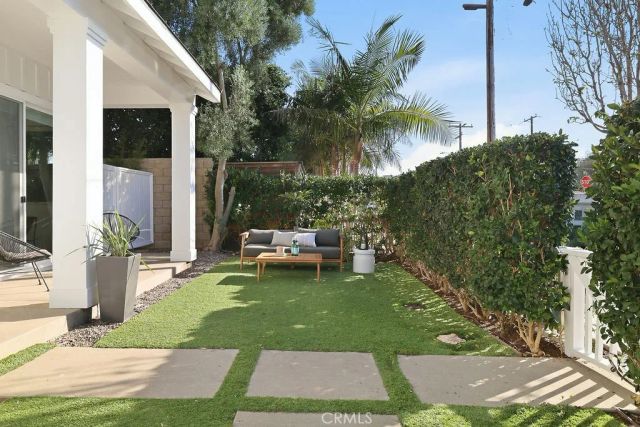 2360 Orange Avenue, Costa Mesa, CA 92627