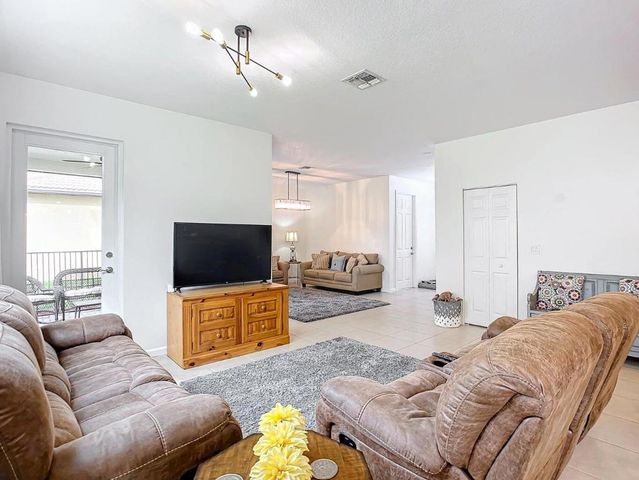 11931 SW Crestwood Circle, Port St. Lucie, Port St Lucie, FL 34987