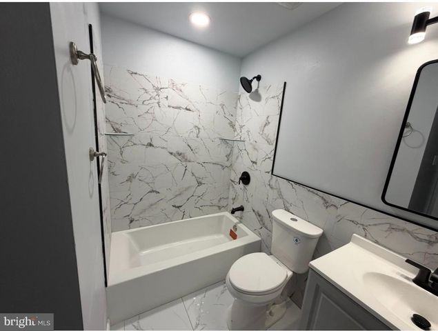 283 NORTHAMPTON DR, Willingboro, NJ 08046