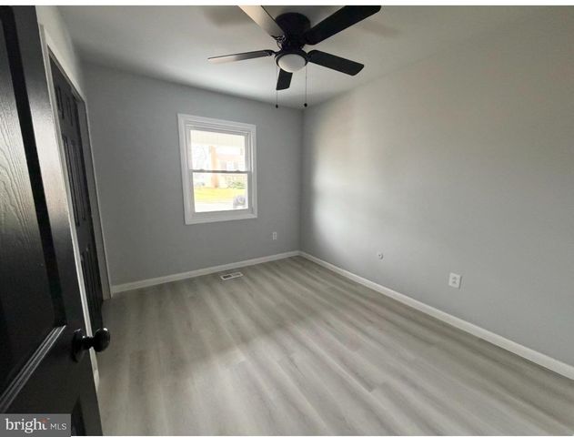 283 NORTHAMPTON DR, Willingboro, NJ 08046