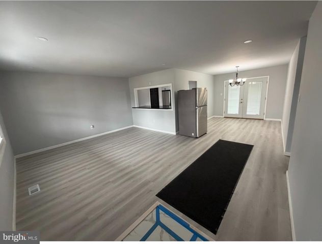 283 NORTHAMPTON DR, Willingboro, NJ 08046