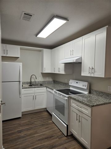 7800 Irish Drive 00D, North Richland Hills, TX 76180