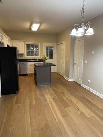 806 Cashmere Dr, Thompsons Station, TN 37179