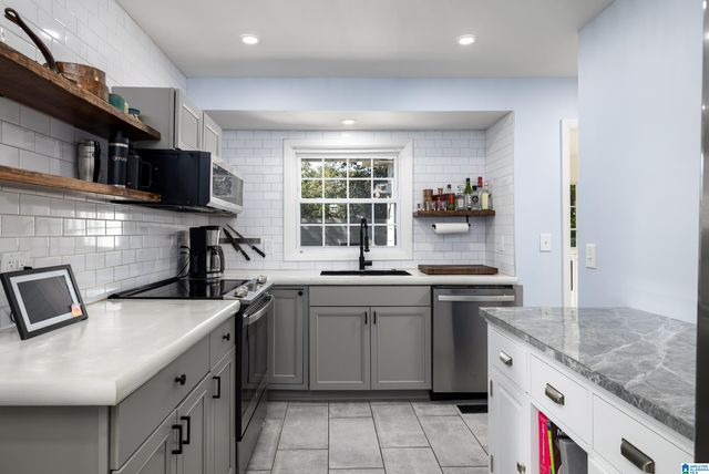 304 WILLOW BEND ROAD, Homewood, AL 35209