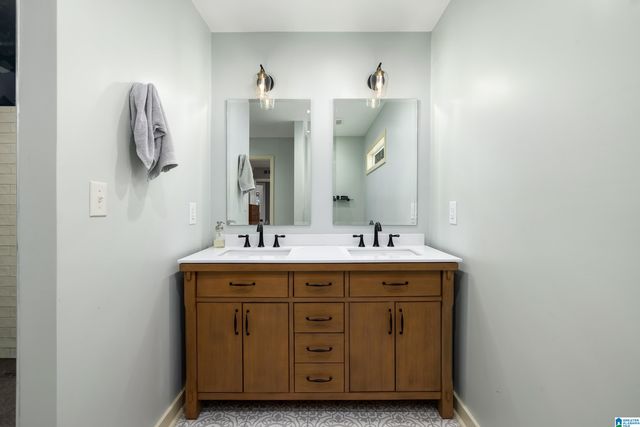 304 WILLOW BEND ROAD, Homewood, AL 35209