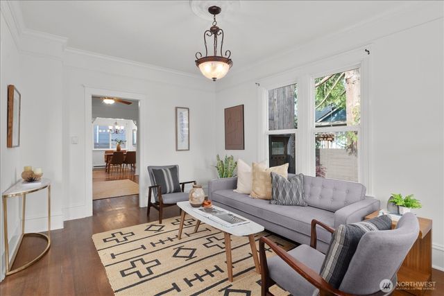 828 S Sullivan Street, Seattle, WA 98108