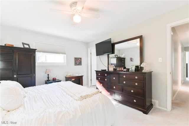 721 Cheriton Drive, Highland Heights, OH 44143