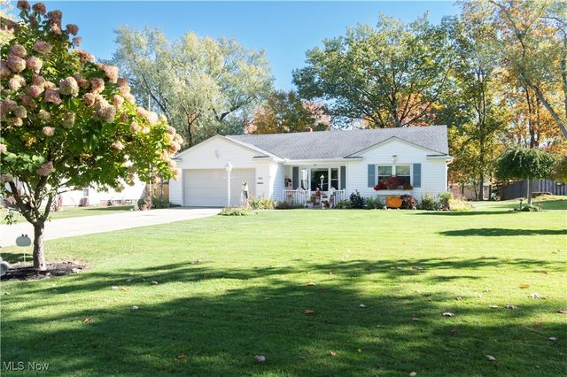 721 Cheriton Drive, Highland Heights, OH 44143