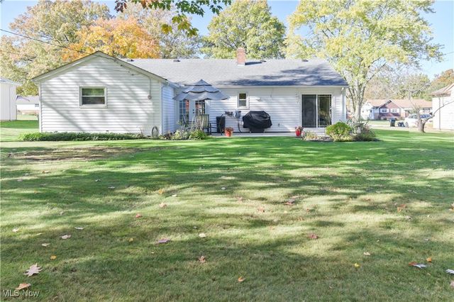 721 Cheriton Drive, Highland Heights, OH 44143