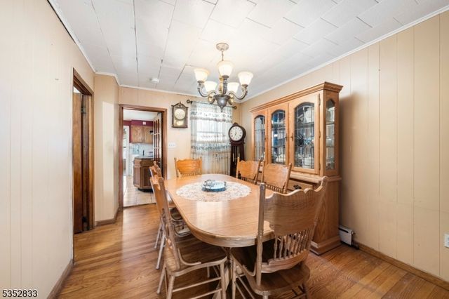 76 Kossuth St, Newark City, NJ 07105