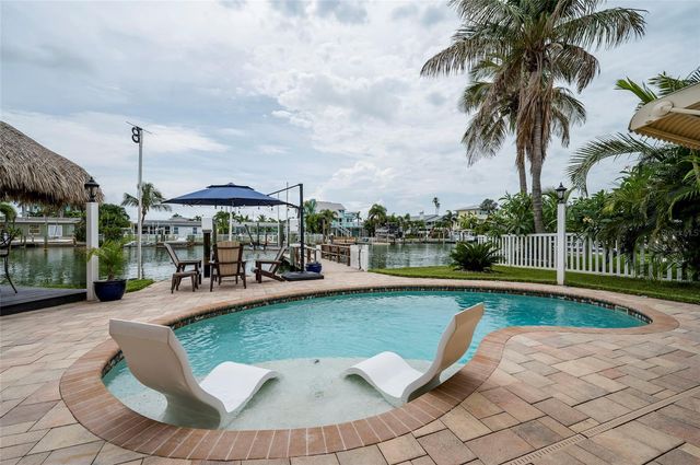 541 CRYSTAL DRIVE, Madeira Beach, FL 33708