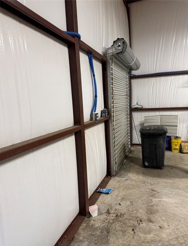 202 Castleridge Drive, Red Oak, TX 75154