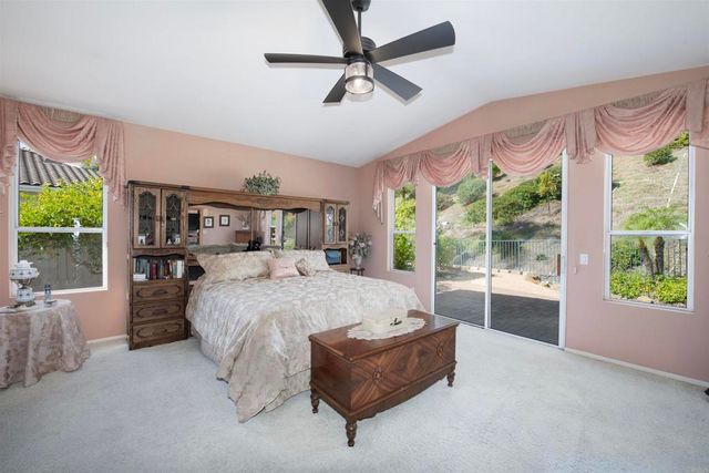 296 Camino Tablero, Escondido, CA 92029