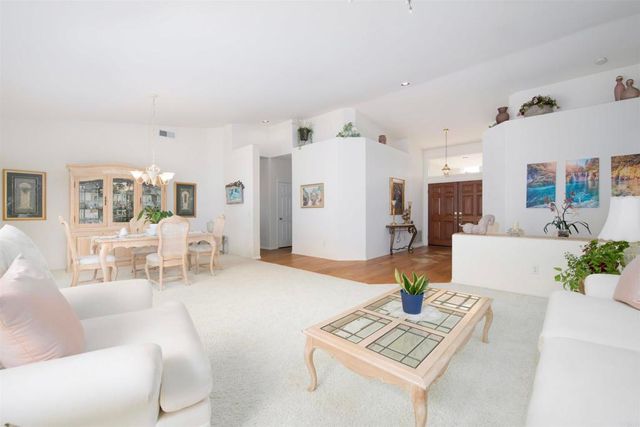 296 Camino Tablero, Escondido, CA 92029