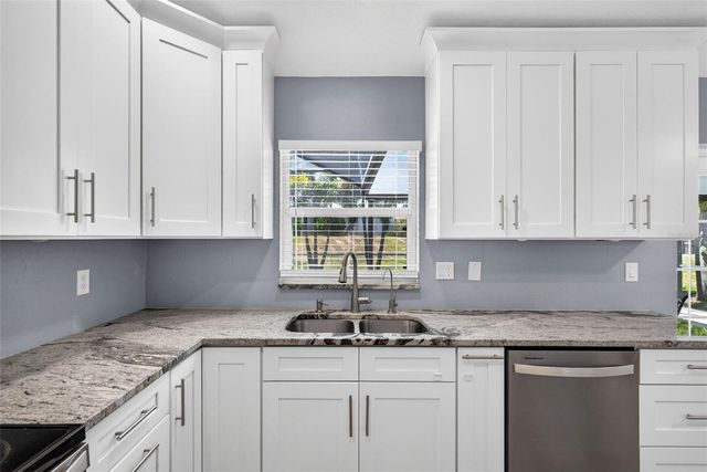 5002 BRANDEIS CIRCLE S, Sarasota, FL 34243