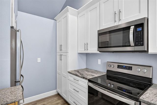 5002 BRANDEIS CIRCLE S, Sarasota, FL 34243