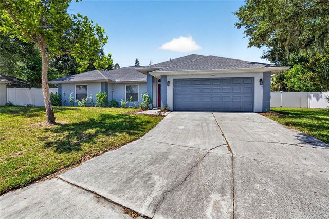 5002 BRANDEIS CIRCLE S, Sarasota, FL 34243