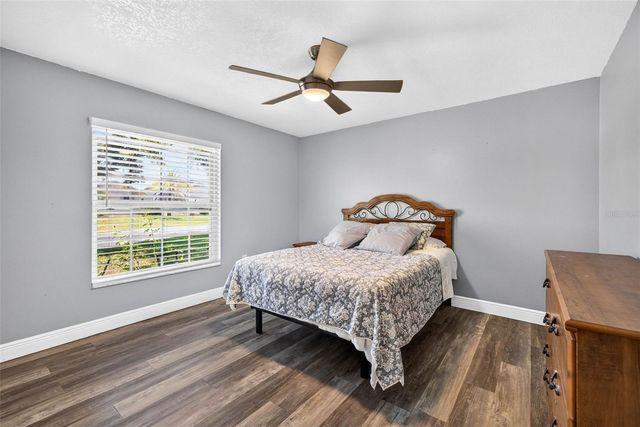 5002 BRANDEIS CIRCLE S, Sarasota, FL 34243