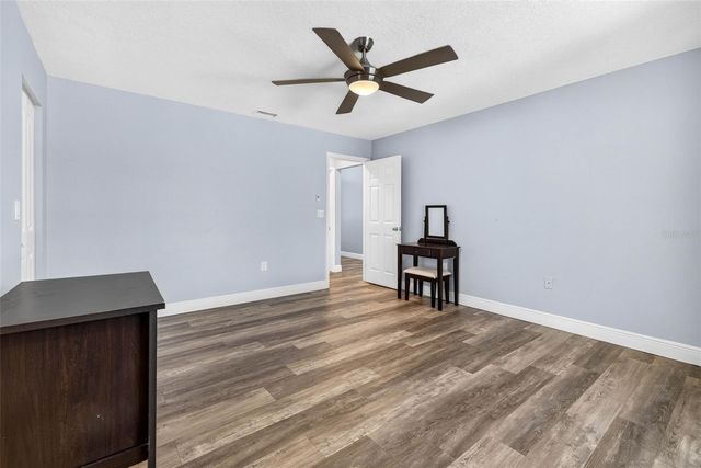 5002 BRANDEIS CIRCLE S, Sarasota, FL 34243
