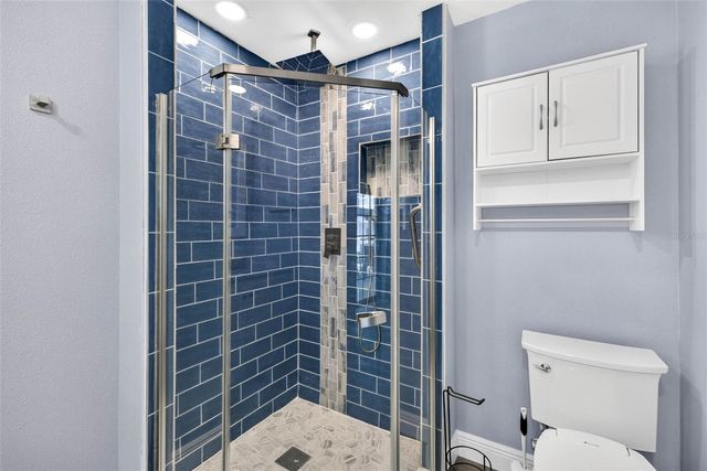 5002 BRANDEIS CIRCLE S, Sarasota, FL 34243