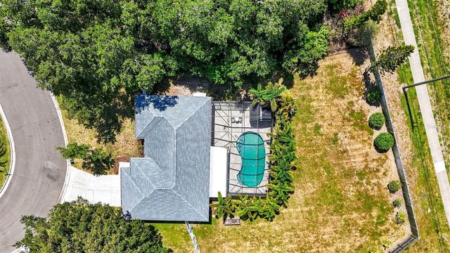5002 BRANDEIS CIRCLE S, Sarasota, FL 34243