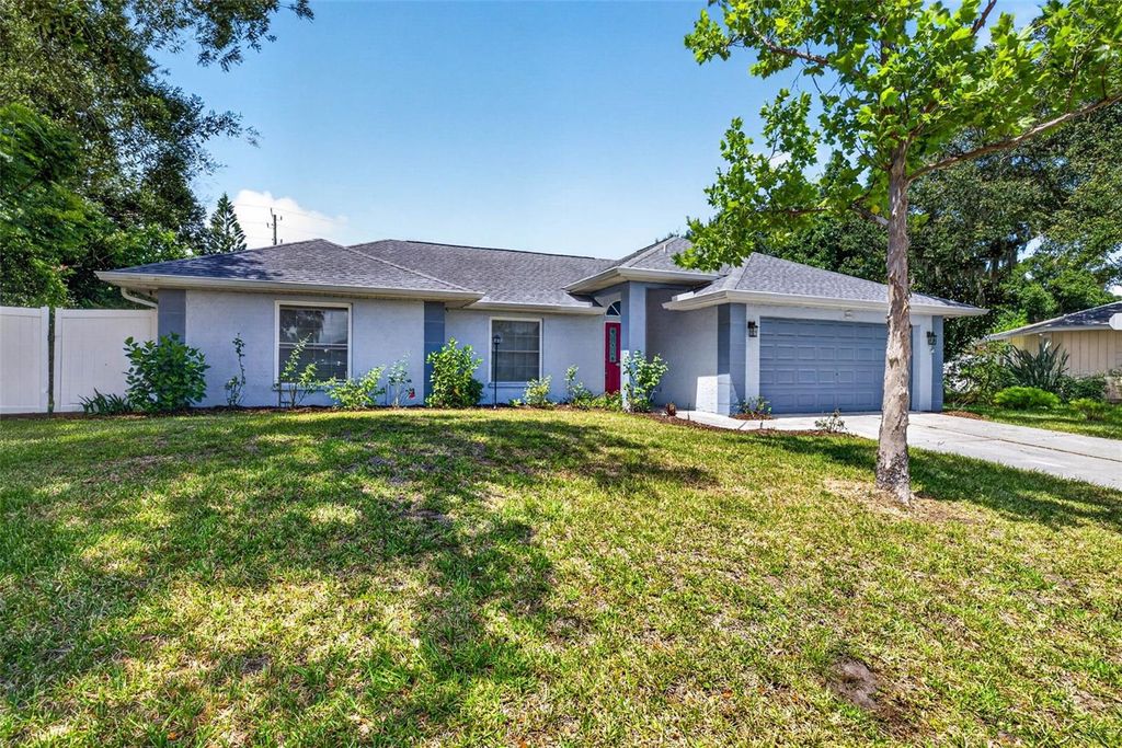 5002 BRANDEIS CIRCLE S, Sarasota, FL 34243